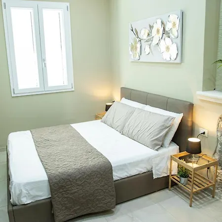 Πανσιόν House Orlando 4*