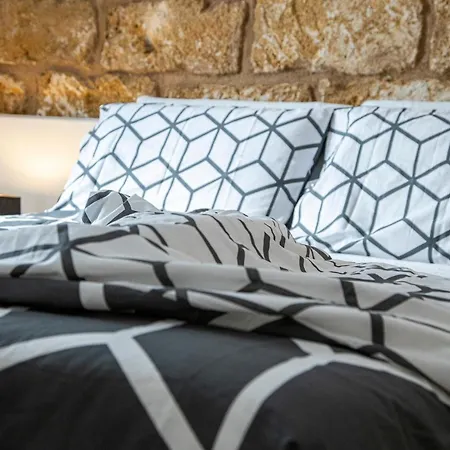 House Orlando Πανσιόν 4*