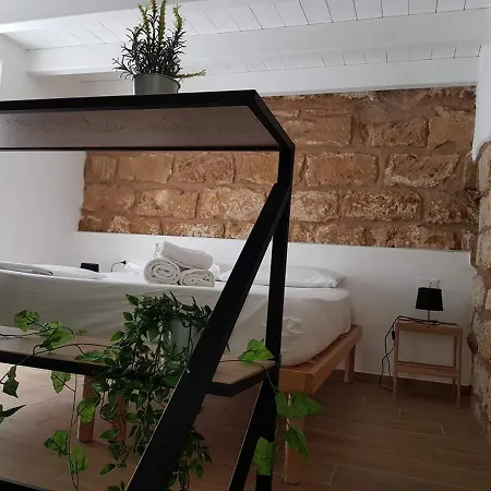 Πανσιόν House Orlando 4*