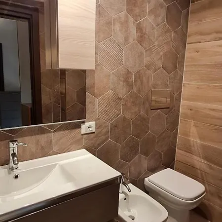House Orlando Πανσιόν 4*